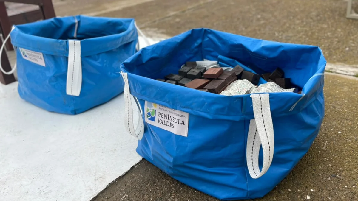 Material recilcado del Parque eólico de Aluar
