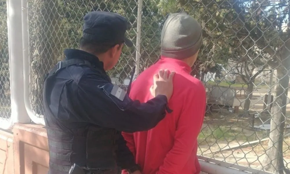 Intentó robarse el regulador de gas de una vivienda