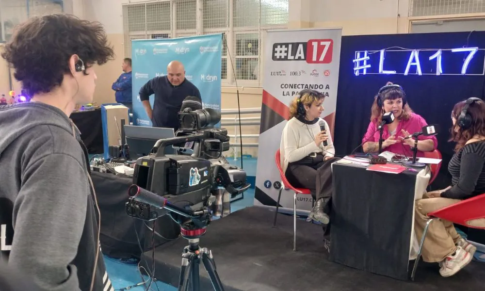 LA 17 EN LA FERIA DEL LIBRO II